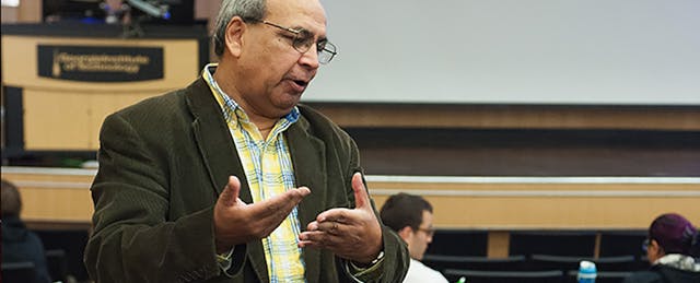 Can a ‘Family of Bots' Reshape College Teaching?