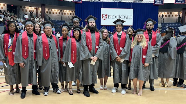 A Fifth of Students at Community College Are Still in High School 